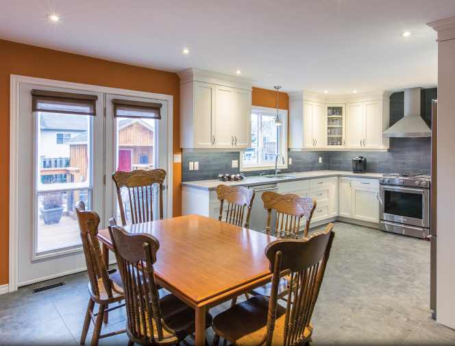 New Kitchen Renovation by Ashwoods Contracting - Smithville, ON